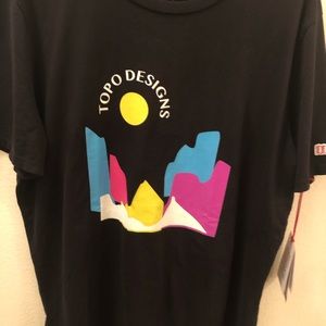 Topo Design Tee
